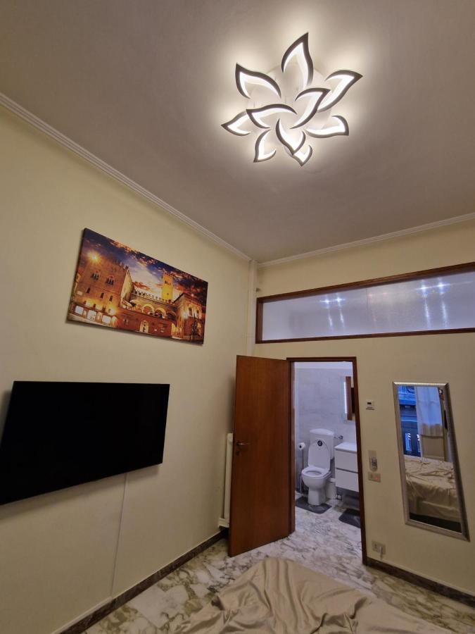 In Pieno Centro Storico Antico Quadrilatero Apartment Bologna Exterior photo